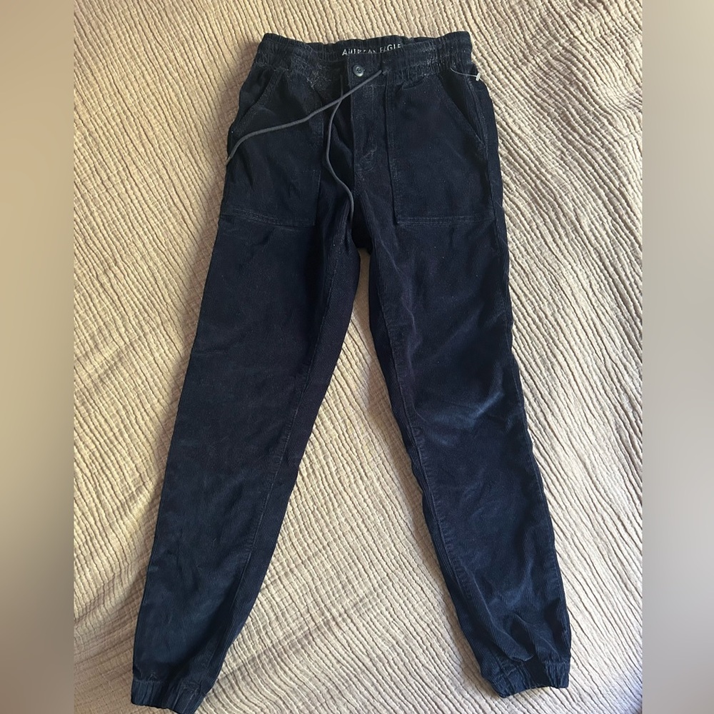 American eagle pants size 4, run small, would fit maybe a size 2 comfortably